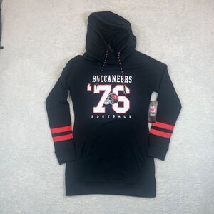 NWT Women's Tampa Bay Buccaneers Black Graphic Fleece Pullover Hoodie Small NFL